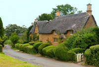 great-tew-thatched-cottage_588.jpg