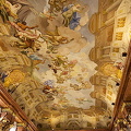 In the Hercules legend, Emperor Karl VI liked to be celebrated as a successor to the Roman emperors 