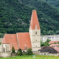 The huge roofs of Weissenkirchen