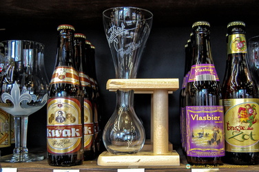 Kwak beer and its unique Kwak beer glass