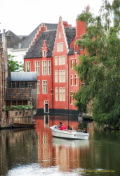 Exploring Ghent by water
