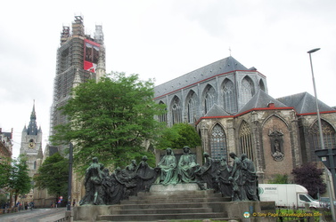 Sculpture of Hubert and Jan van Eyck at St Baafskathedraal