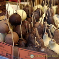 More chocolate coated fruits at Cologne Christmas Market