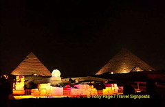 
[Son-et-Lumiere - The Great Pyramids - Egypt]