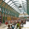 Covent Garden shopping at the Apple Market
