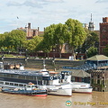 Thames Cruise stop