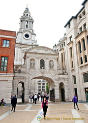 Archway leading to St. Paul's Cathedral