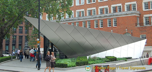 London monument