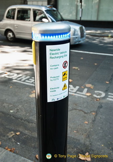 Electric vehicle recharging site