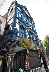 The George - London pub
