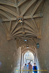 Archway to the Bodleian Library courtyard