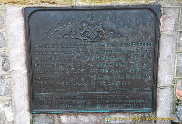 Tablet commemorating the arrival of the N.C.4. in Plymouth Sound