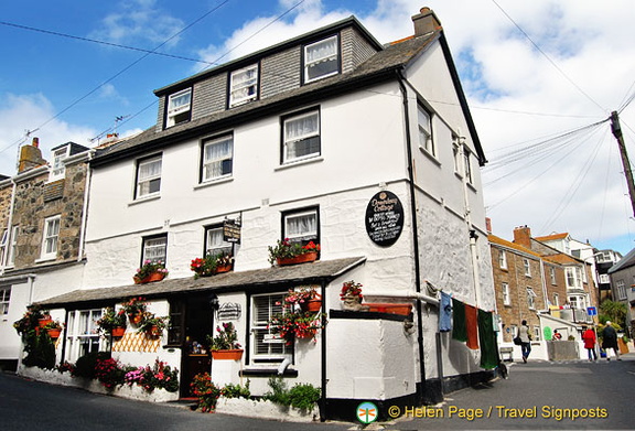 Downlong cottage guest house