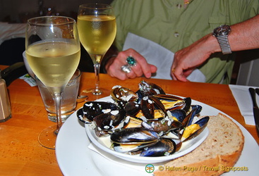 Steamed mussels at the Seafood Cafe