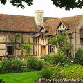 William Shakespeare was borne on April 23, 1564 and died in 1616 [Stratford-upon-Avon-England]