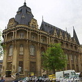 Chartres post office building