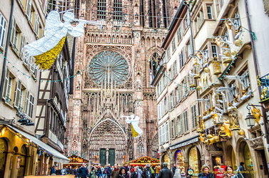Ornate decorations on the Notre-dame de Strasbourg