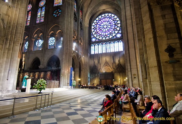 A service in place at the Notre-Dame Cathedral