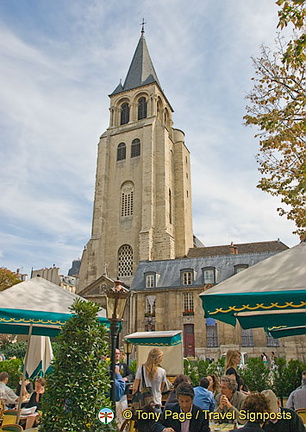 There are many famous burials at Eglise St-Germain des-Prés,including the tomb of René Descartes