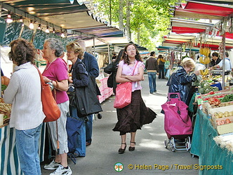 Shopping in Paris - Raspail market