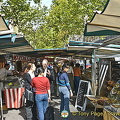 Les Marchés Raspail