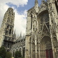 Several of his cathedral series can be seen in the Musee d'Orsay in Paris [Rouen - France]