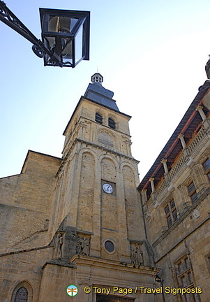 Sarlat-la-Caneda (1370 відвідувань) Sarlat-la-Caneda