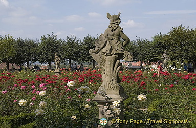 One of the many statues in Bamberg Rose Garden