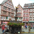 St. Michaelsbrunnen  in Bernkastel Marktplatz 
