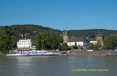 The Linz-Remagen ferry at the town of Linz