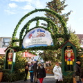 Me, at the Leipzig Christmas market (1587 visits) The entrance archway to the Marktplatz Leipzig Christmas market Me, at the Leipzig Christmas market