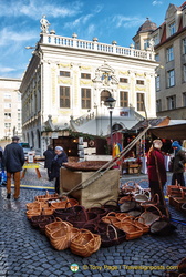 Christmas stalls in front of the Old Leipzig Bourse