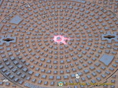 Graphic manhole cover