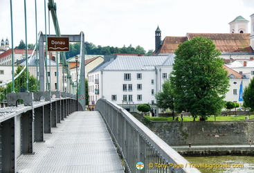 Luitpoldbrücke near the intersection of the Ilz andDanube rivers