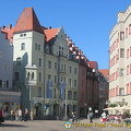 [Regensburg - Danube River Cruise - Germany]