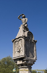 Bruckmandl statue is part of a Regensburg legend