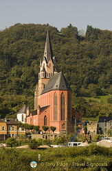 Liebfrauenkirche is one of the prettiest churches to be found in the Rhine Valley