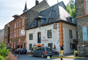 Stadt-Mühle, a historic restaurant at Weihertorplatz 1 in Trarbach