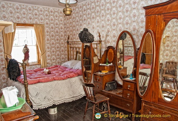 Main bedroom of The Golden Vale House