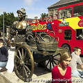 Dublin - Ireland (1368 visits) Molly Malone - "She wheeled her wheelbarrow through the streets broad and narrow..
[Dublin - Irelan... Dublin - Ireland