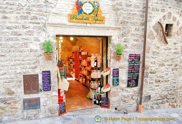 A delicatessen with typical Umbrian produce