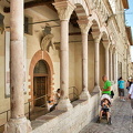 Assisi architecture