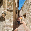 Narrow street of Assisi