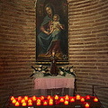 Altar in Sant Apollinare (55117 odwiedzin) Besides its architectural structure, it is renowned for its mosaics and marble sarcophagi of former ... Altar in Sant Apollinare