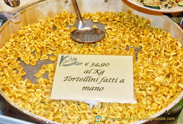 Hand-made tortellini 