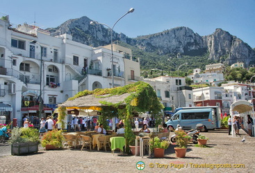 Piazzale Vittoria at Capri waterfront