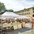 Market day on Piazza Santo Spirito 