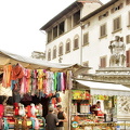 Shopping around Piazza del Duomo