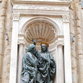 Christ and Thomas on the external facade of Orsanmichele