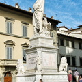 Statue of Dante Alighieri